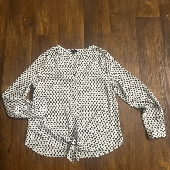 Ann Taylor Tops - Ann Taylor navy blue and White Blouse